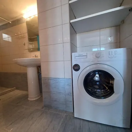 Jerrys Apartment Agios Petros Appartamento Ágios Pétros